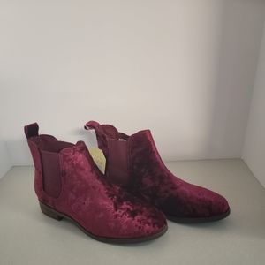 Toms Ella Magenta Crushed Velvet Chelsea Boots Women's Sz 6